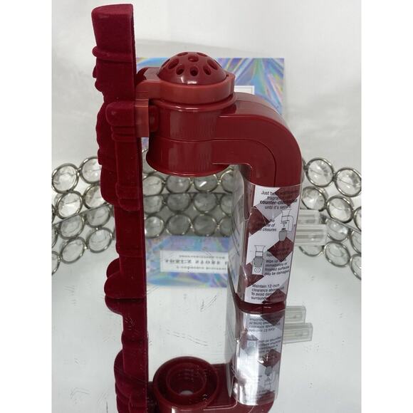 Bath & Body Works RED NUTCRACKER Velvet Wallflowers Home Fragrance Plug - Picture 3 of 5